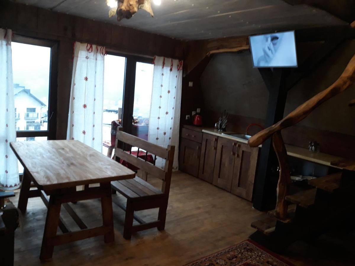 팔리아니츠야 Oak House 아파트 외부 사진