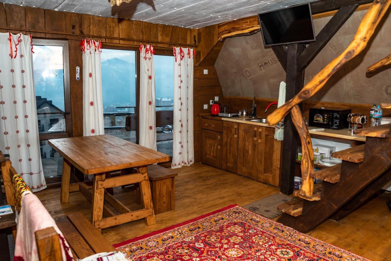 팔리아니츠야 Oak House 아파트 외부 사진